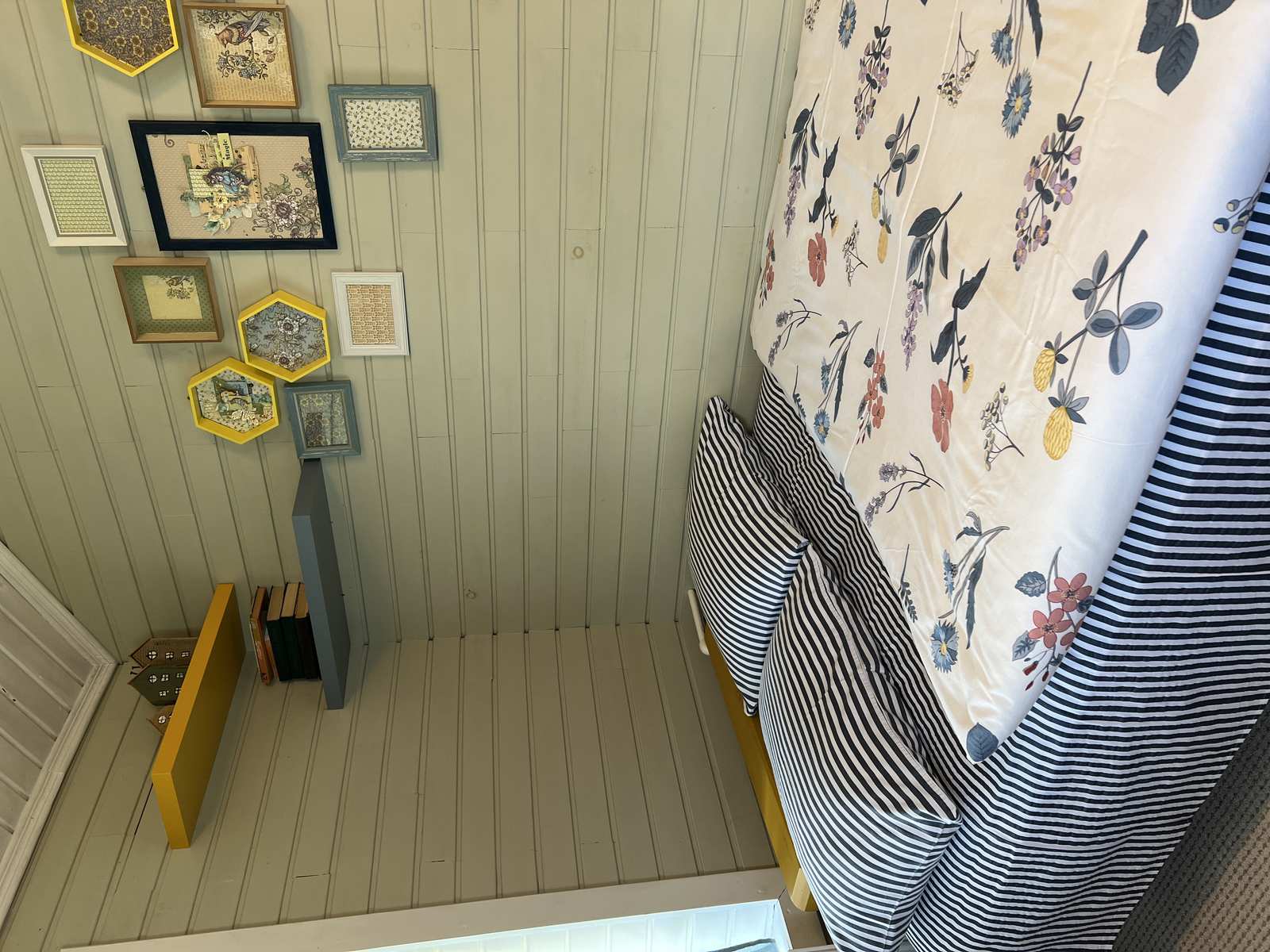 Номер Студия